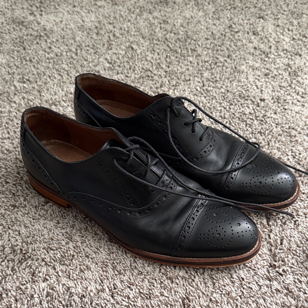 Classic Black Leather Men's Dress Shoes
